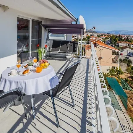 Adriatic Sea View Apartments Trogir Exterior photo